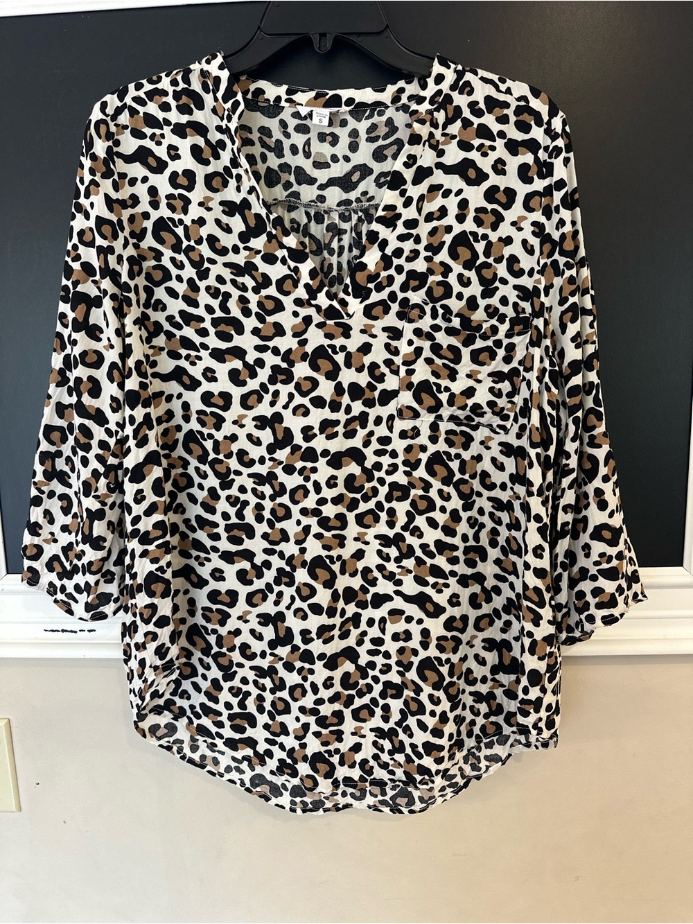 Mittoshop Leopard Print V-Neck Blouse